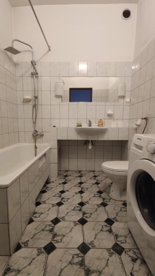 Apartment Near Center - Botanic Garden Βρότσλαβ Εξωτερικό φωτογραφία